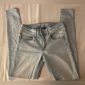 Light American Eagle Jegging Jeans